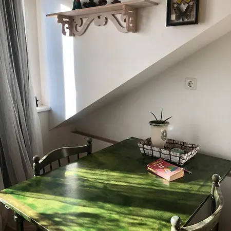 Zoei'S Place